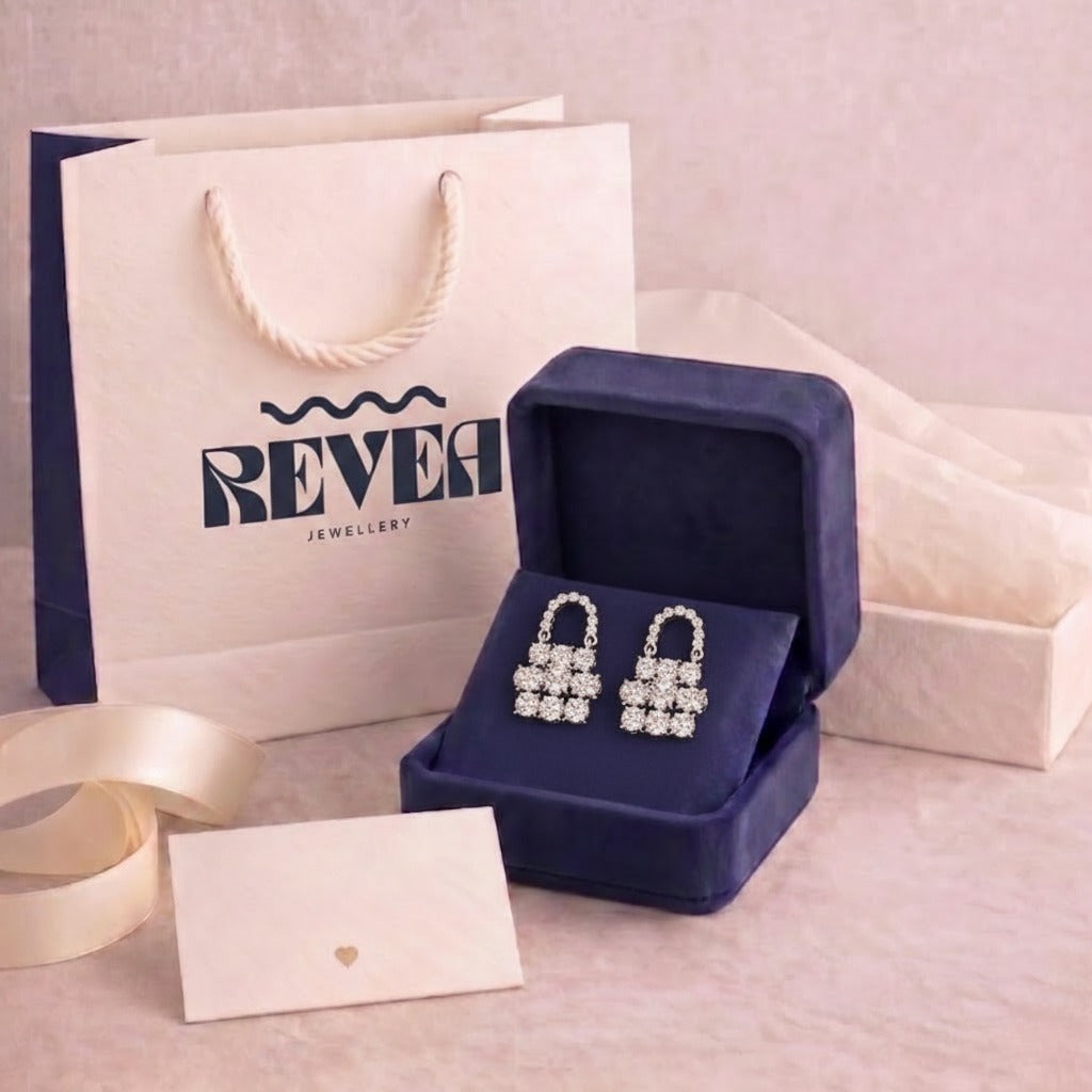 Omnia Aila White Lock 925 Silver Earrings